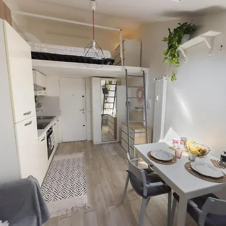 Cozy In דירה מילאנו